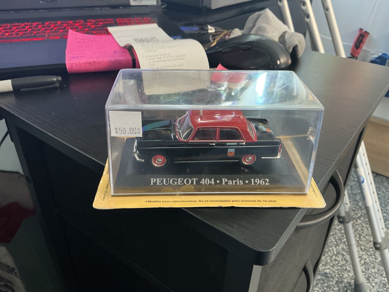 PEUGEOT 404 Paris 1962