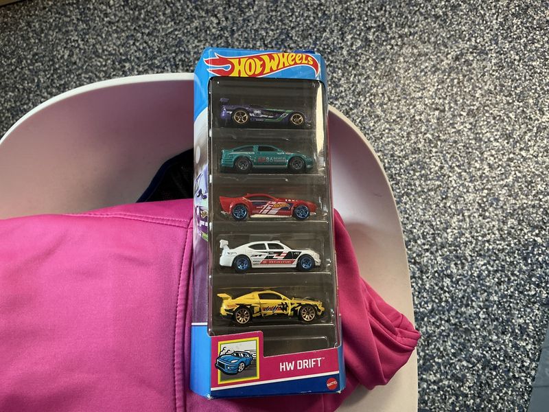 Hot wheels five pack drift