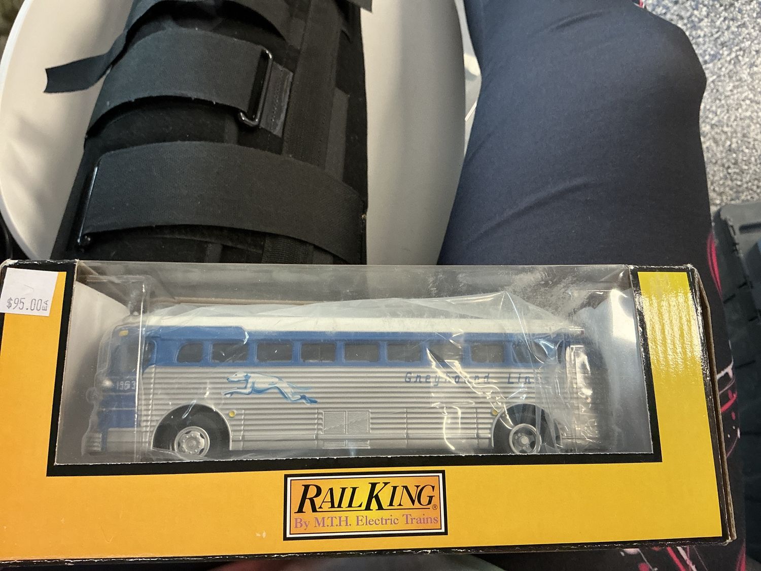 Greyhound bus, Miami rail, King 1/43