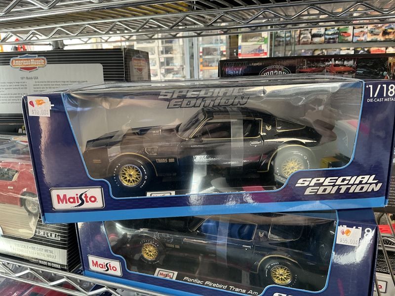 PontiacFirebird Trans Am, black