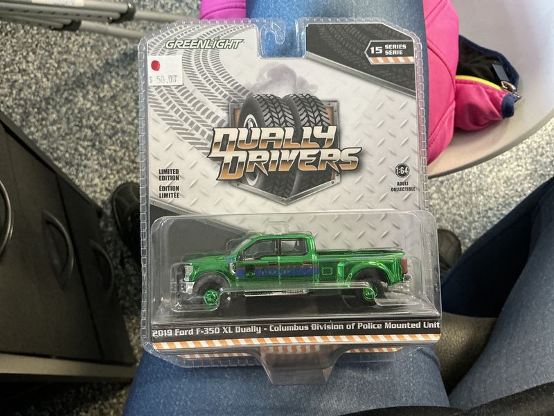 Dually drivers 2019 Ford F350 XL greenie