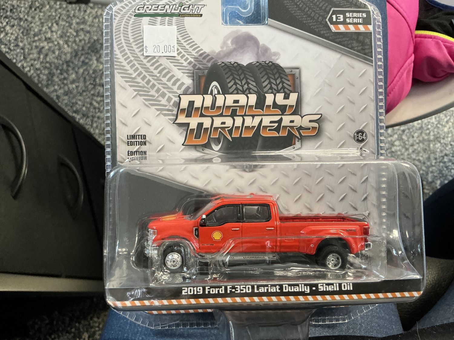 Dually drivers 2019 Ford F350 Laredo shell oil