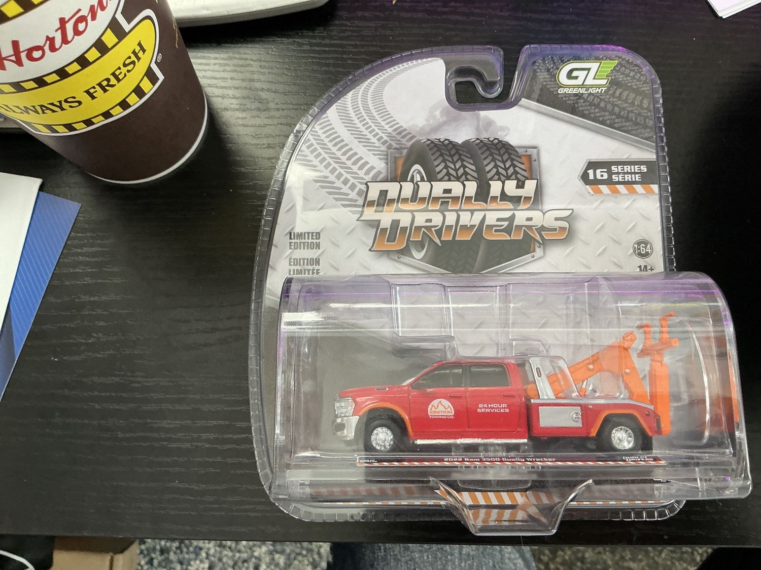 2022 ram 3500 Dually wrecker red