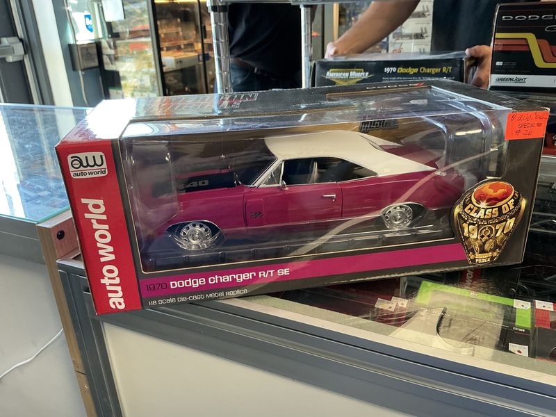 1970 Dodge charger RTSE moulin Rouge