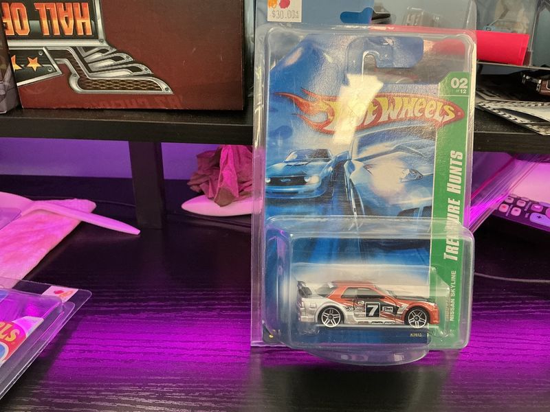 Nissan skyline number seven treasure hunt
