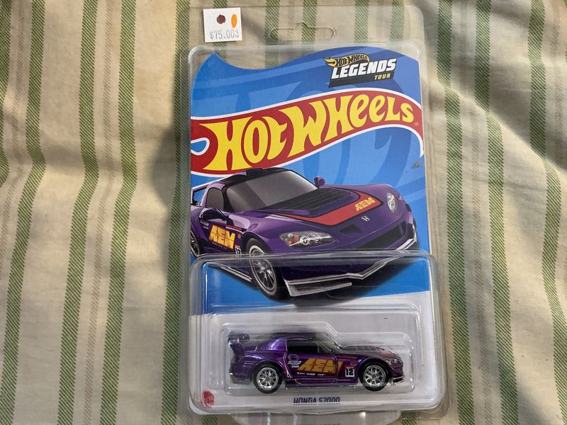 Honda S 2000 purple