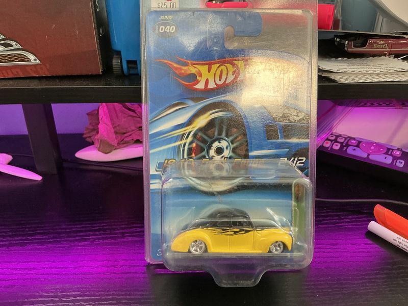 1940 Ford coupe yellow