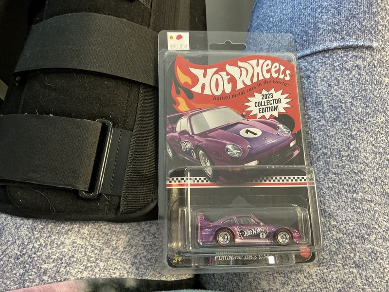 Porsche 993GT2 purple