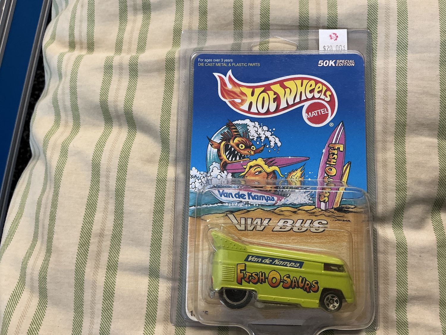 Fish saurus VW bus green