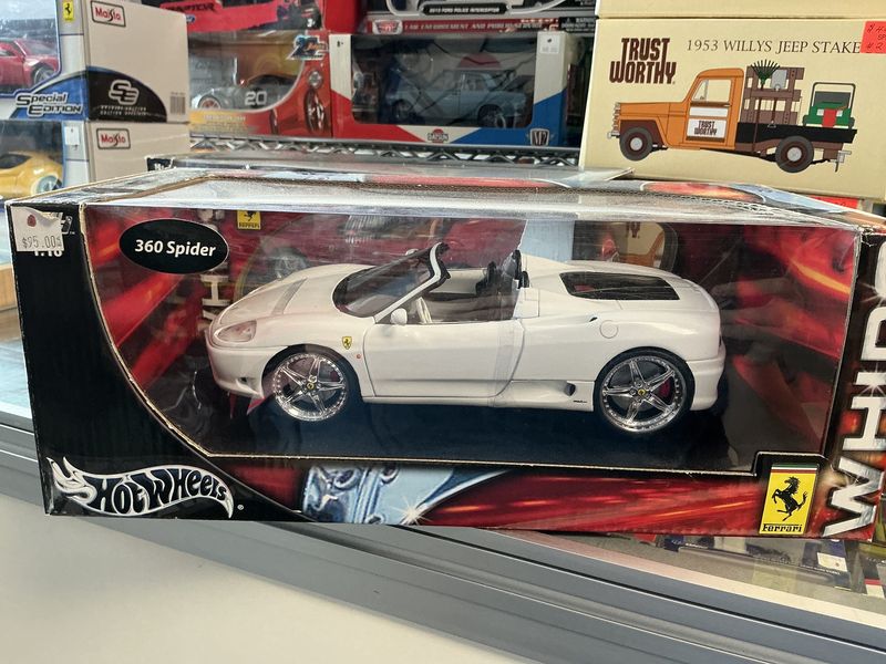 Whips Ferrari 360 spider white