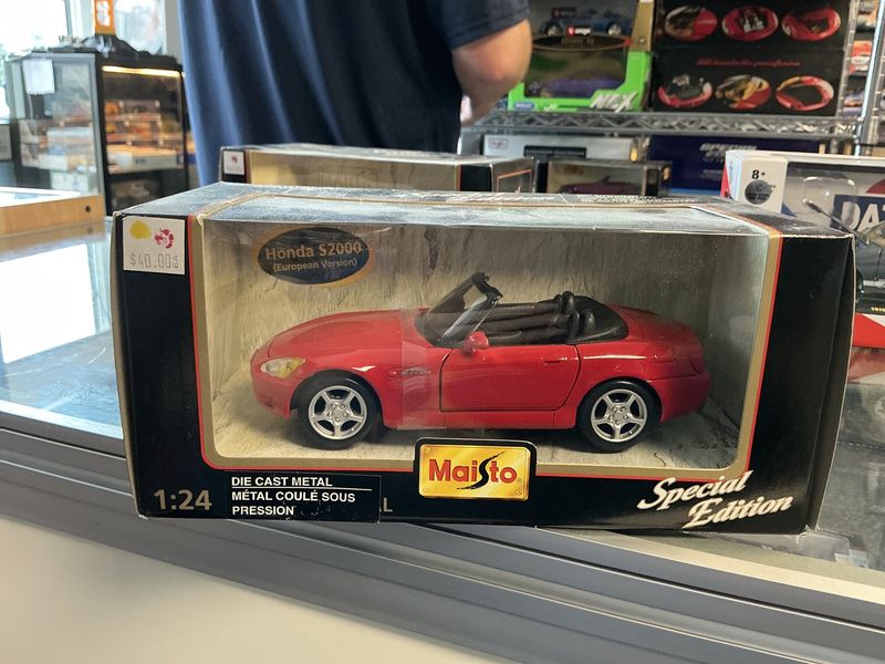 Honda S 2000 European version red