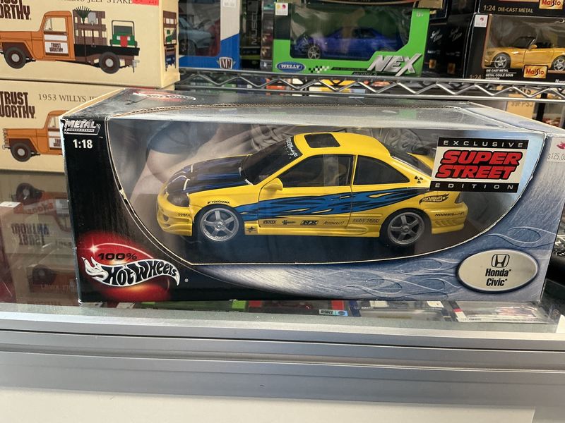 Honda Civic yellow