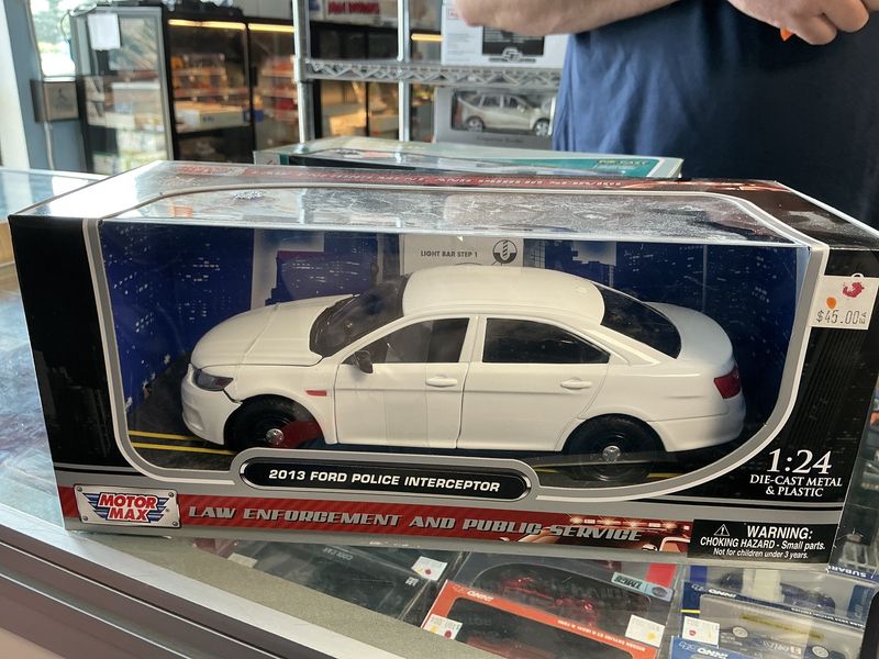 2013 Ford police interceptor white