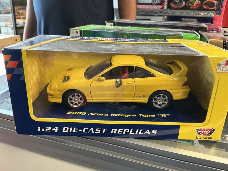 2000 Acura Integra type R yellow