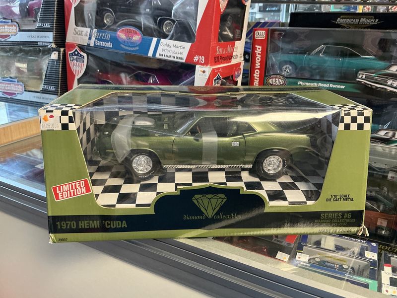 1970 hemi Cuda green