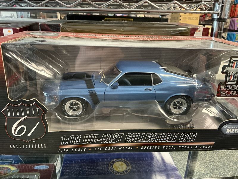 NASCAR 1970 Ford Mustang boss 302 flu