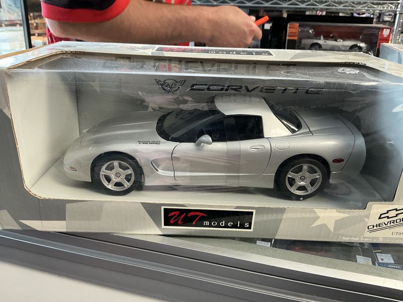 1999 Corvette silver