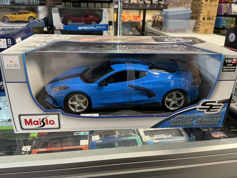 2020 Chevy Corvette stingray coupe blue 1/18