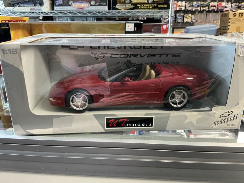 2000 Chevy Corvette red convert