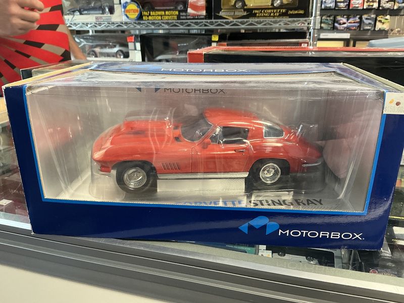 Corvette stingray orange