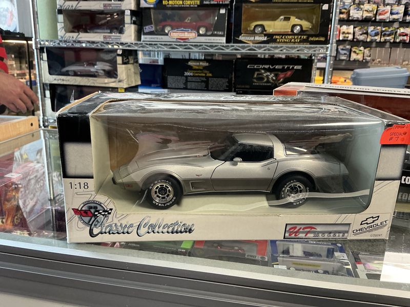 1978 25 anniversary Chevy Corvette