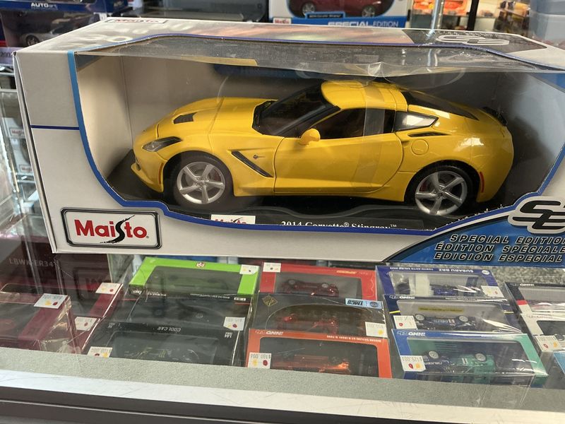 2014 Corvette stingray yellow