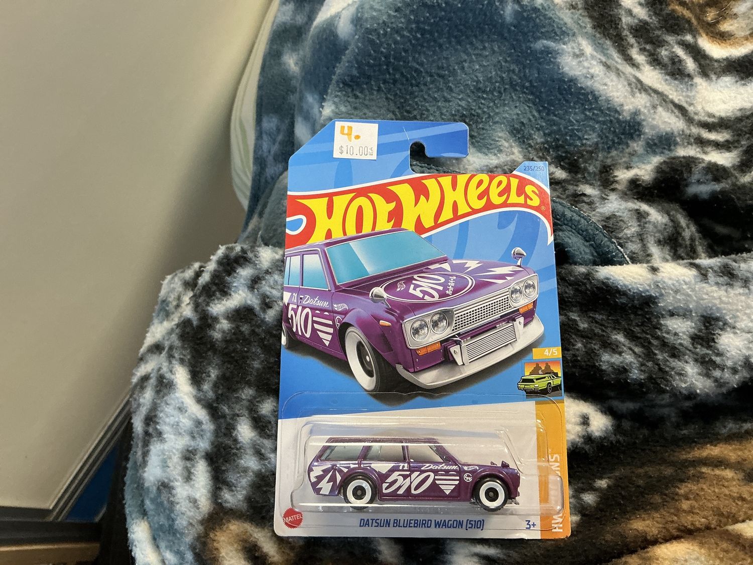 Datsun bluebird wagon, 510 purple