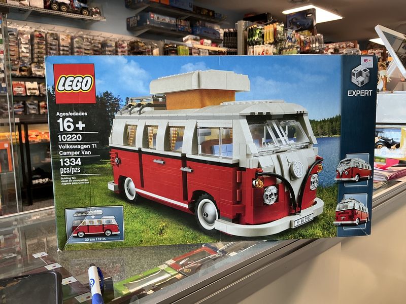 Lego Volkswagen van retired set