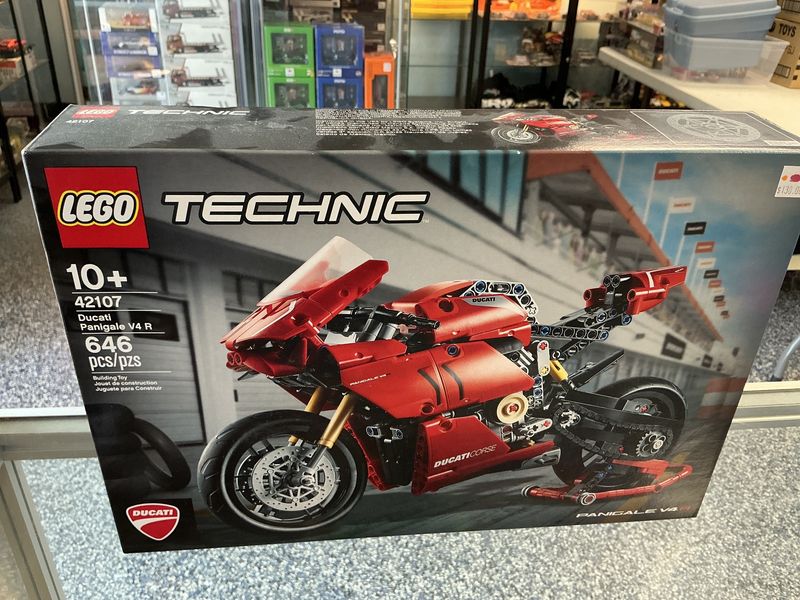 Lego technic Ducati panigale retired
