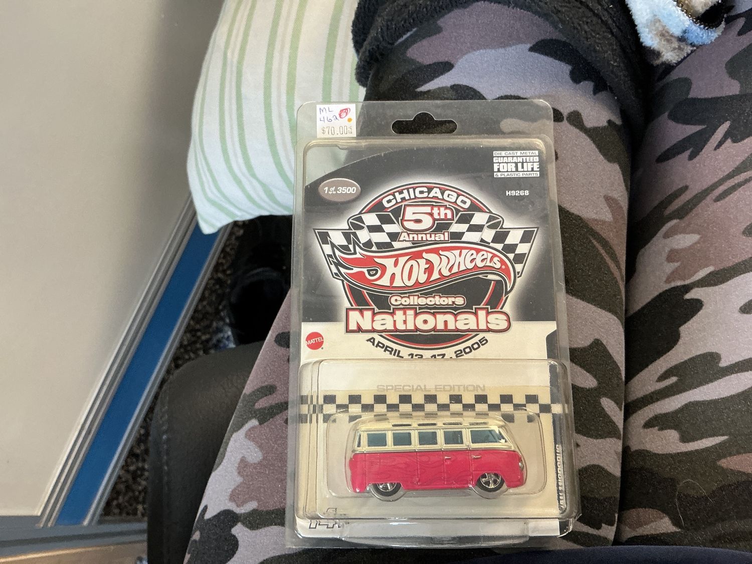 Volkswagen microbus pink