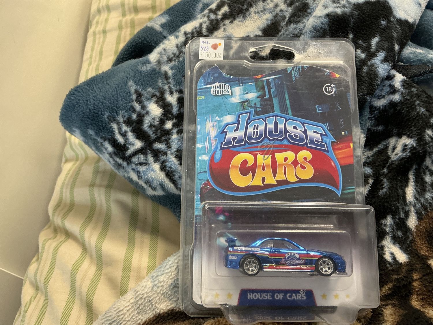 Nissan skyline GTR blue house
