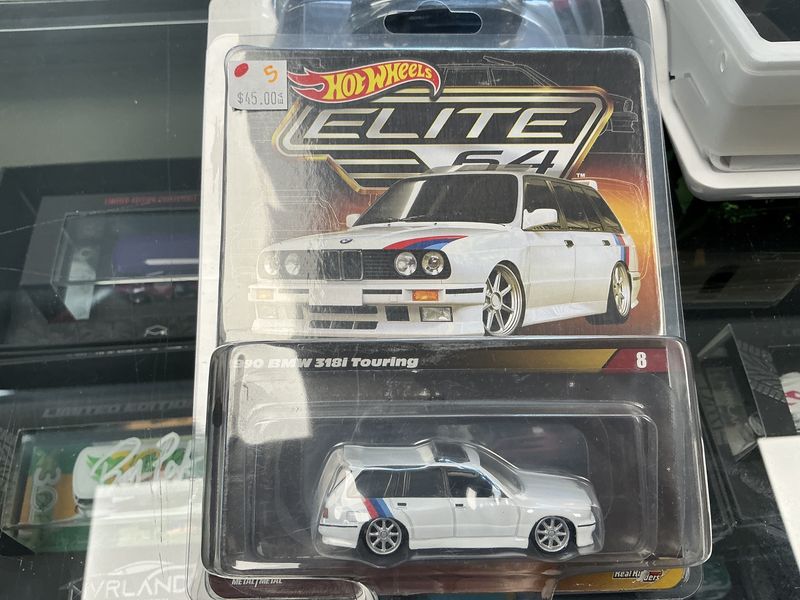 1990 BMW 318 I touring white