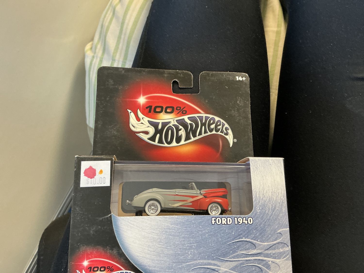 Ford 1940 100% hot wheels