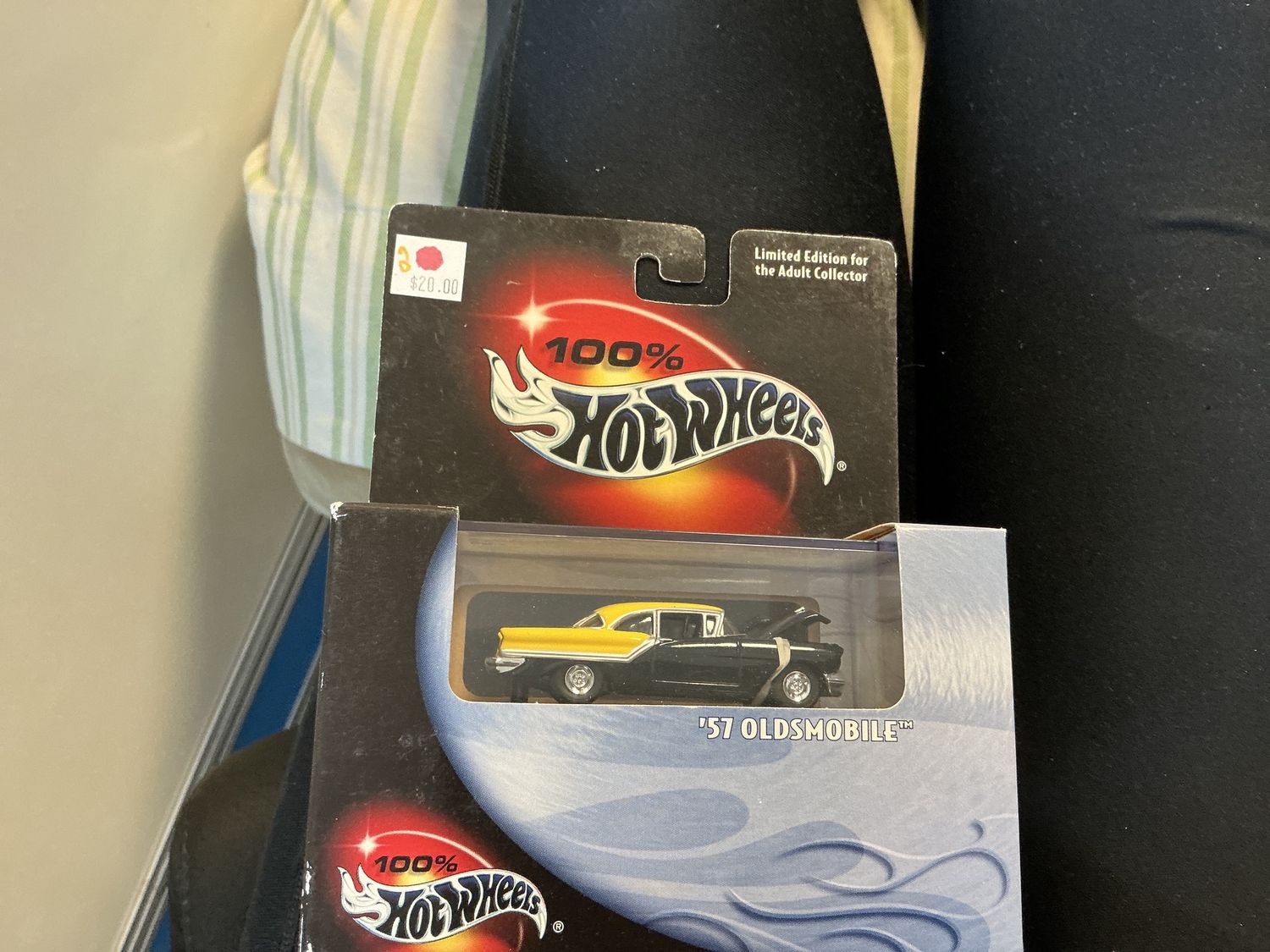 1957 Oldsmobile 100% hot wheels
