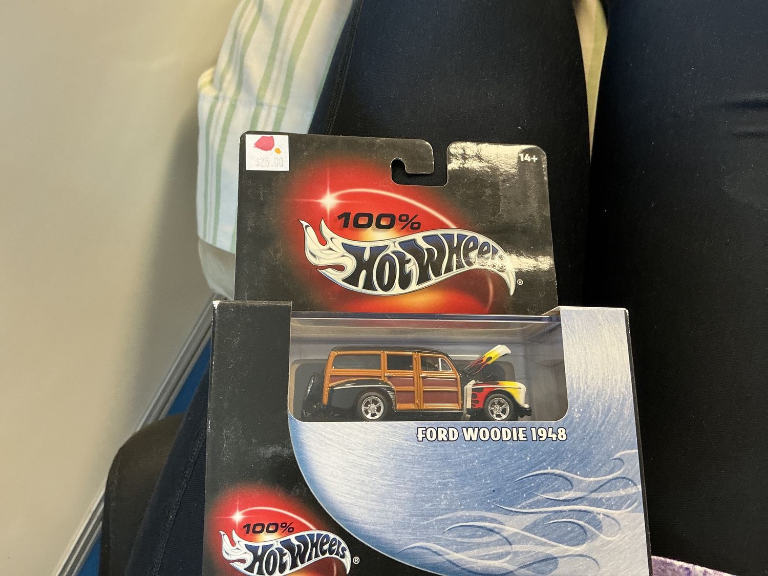 Ford Woody 1948 100% hot wheels