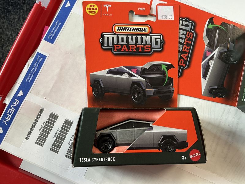 Tesla cyber truck MB