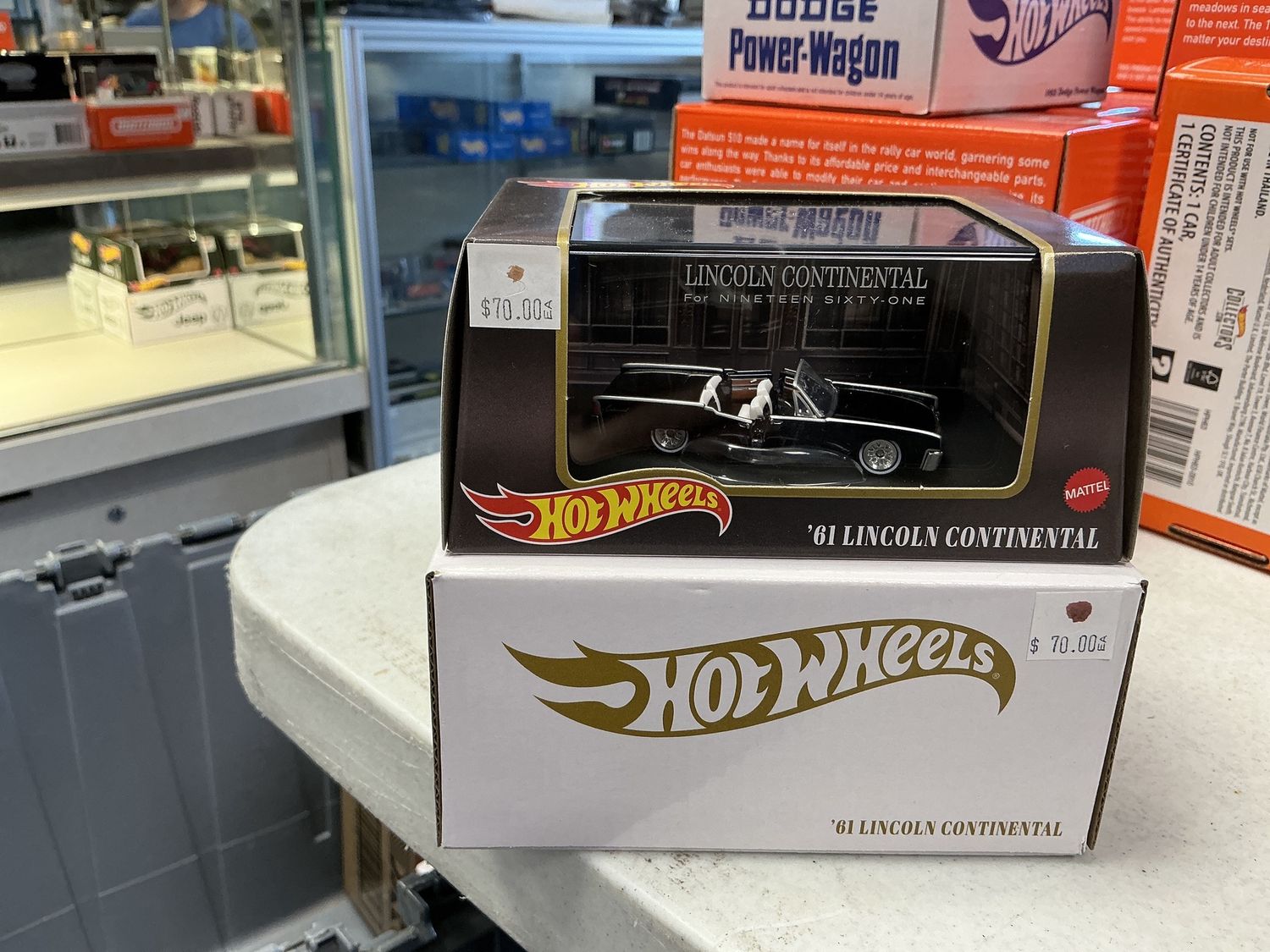 1961 Lincoln Continental black