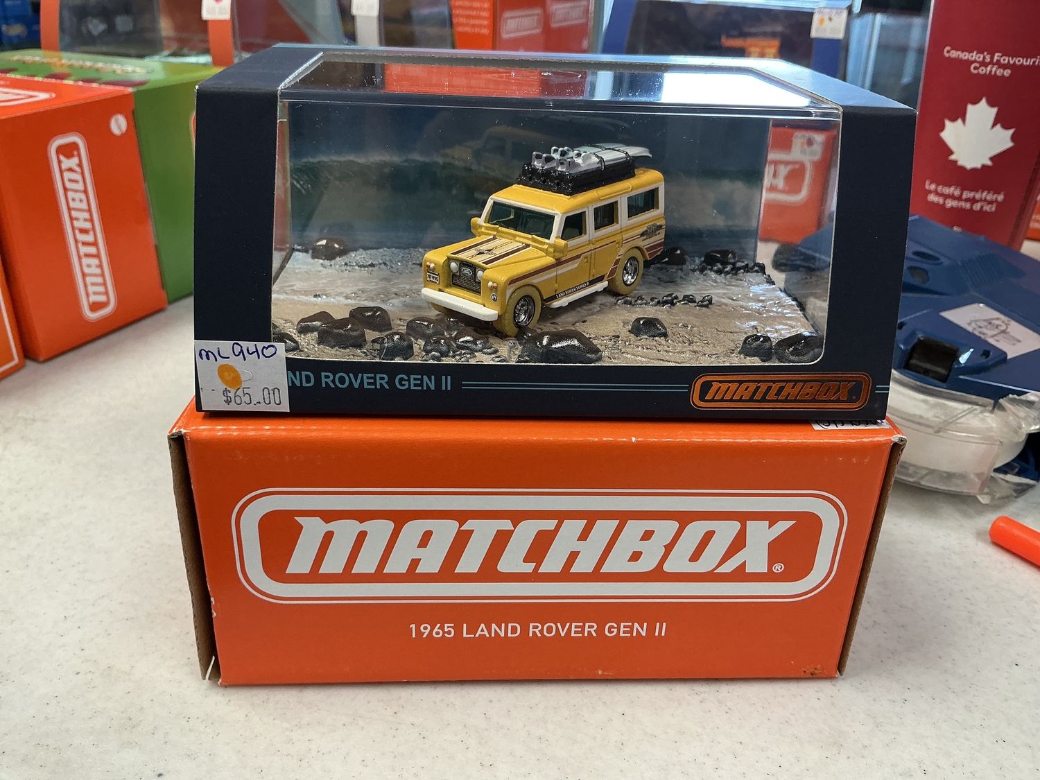 1965 Land Rover gen 2 tan