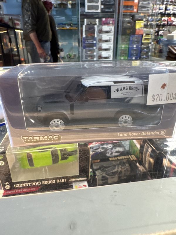 Land Rover defender 90 grey