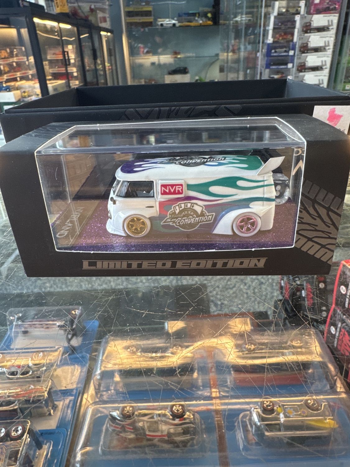 Nvrland Volkswagen drag bus white