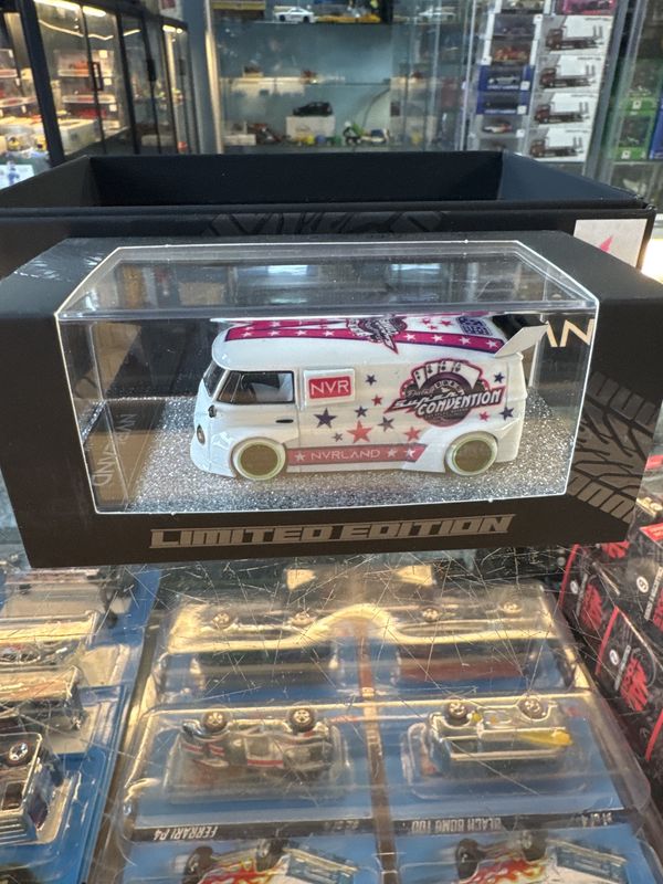 Nvrland volkswagen drag bus Stars and Stripes pink