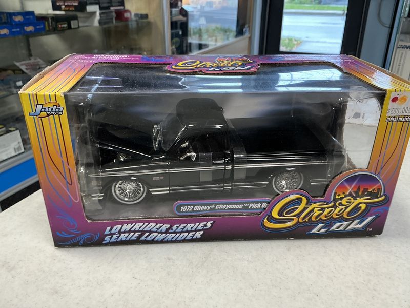1972 Chevy Cheyenne pick up black low Rider series