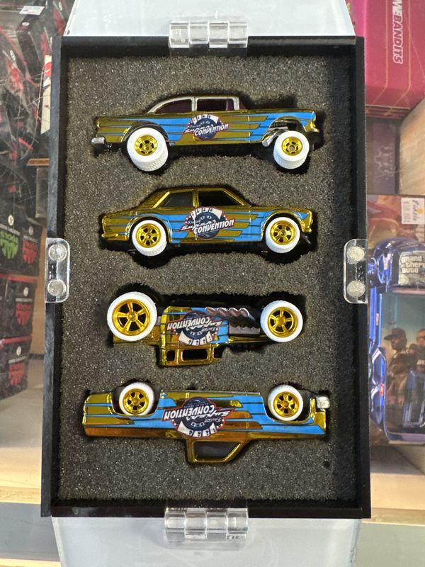 Gold chrome convention 4 pack