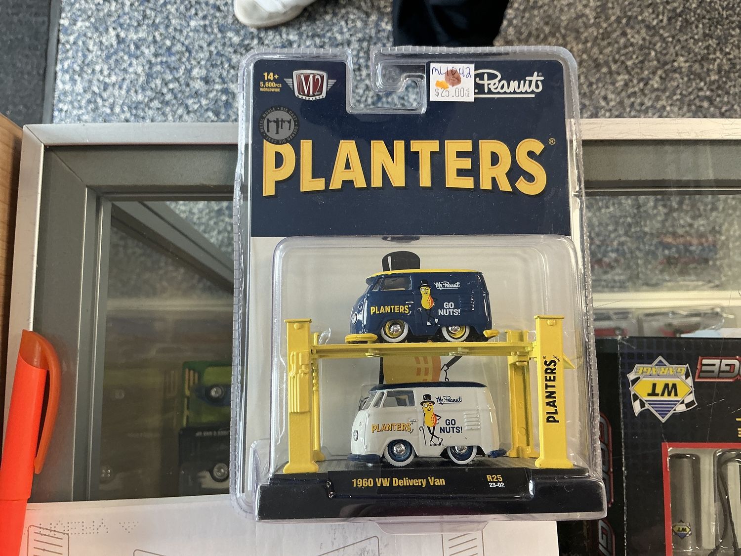 1960 VW delivery van planters 2 pack