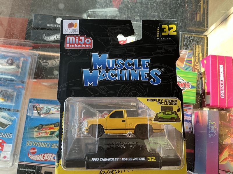 1993 Chevy 454 SS pick up yellow muscle machines