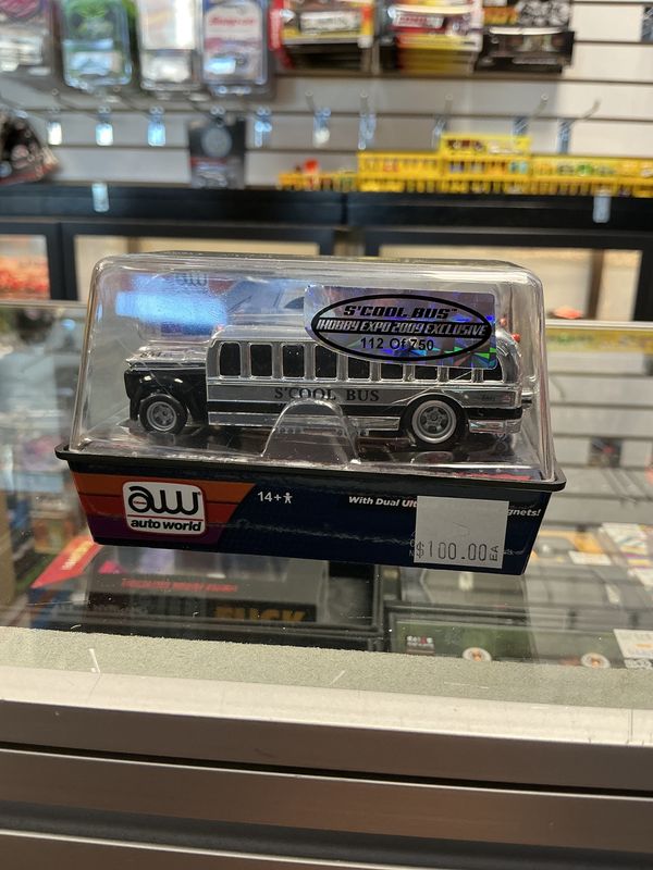 S’cool bus chrome