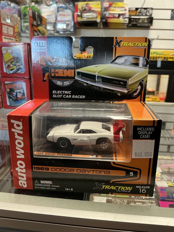 1969 dodge Daytona white