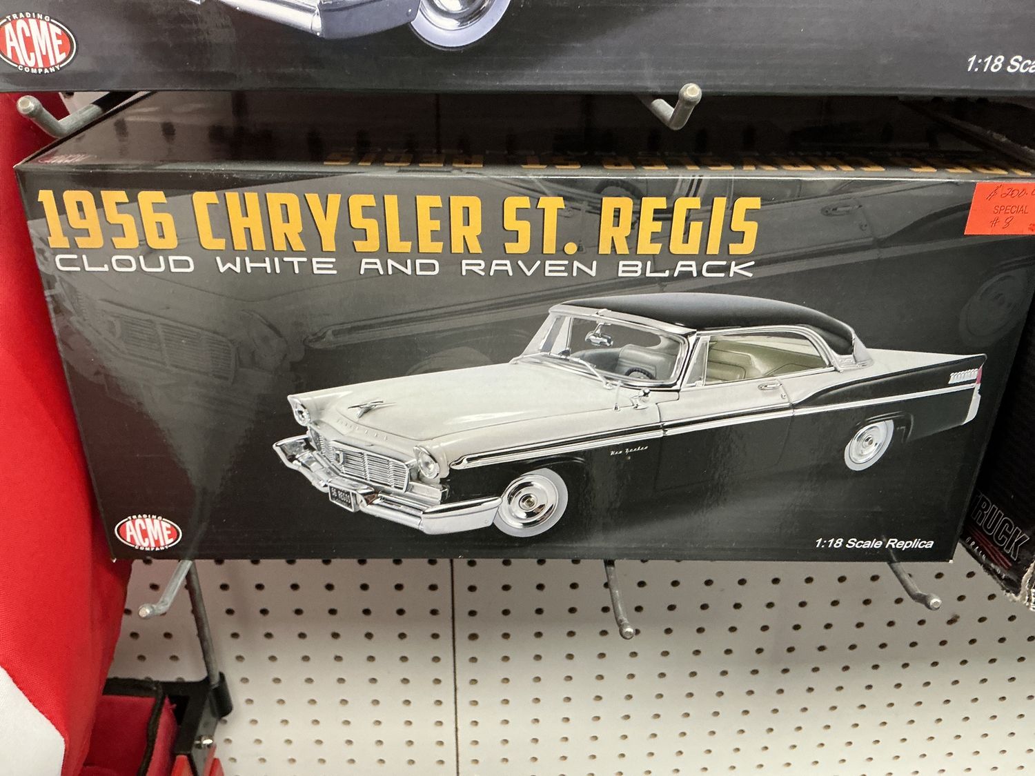 1956 Chrysler Saint Regis cloud white and Raven black