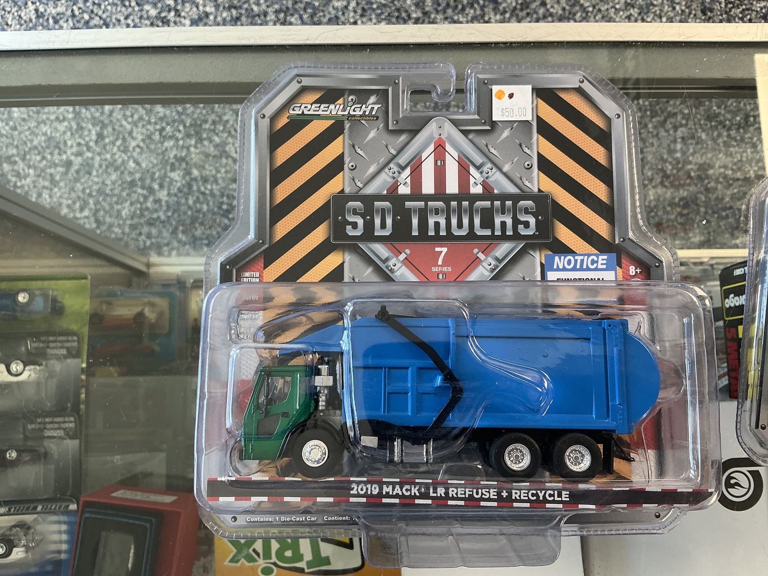 2019 Mac LR refuse and recycle truck