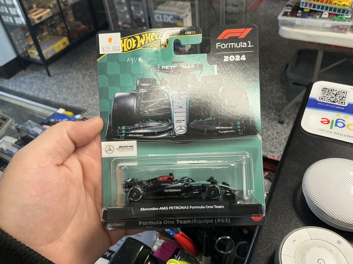 Mercedes amg petronas #63